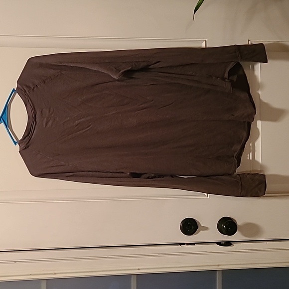 Top - Picture 3 of 3